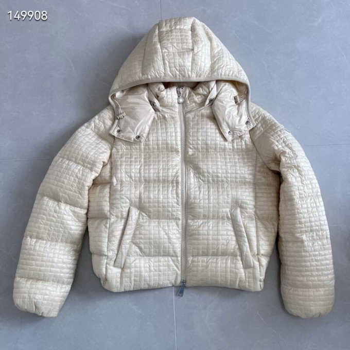 Moncler Down Jacket Wmns ID:20251123-118